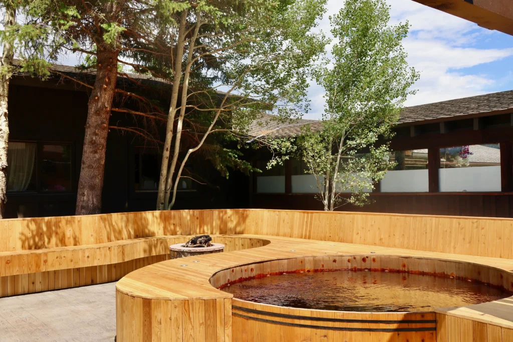 soak in the hot tub at Lazy You hideaway